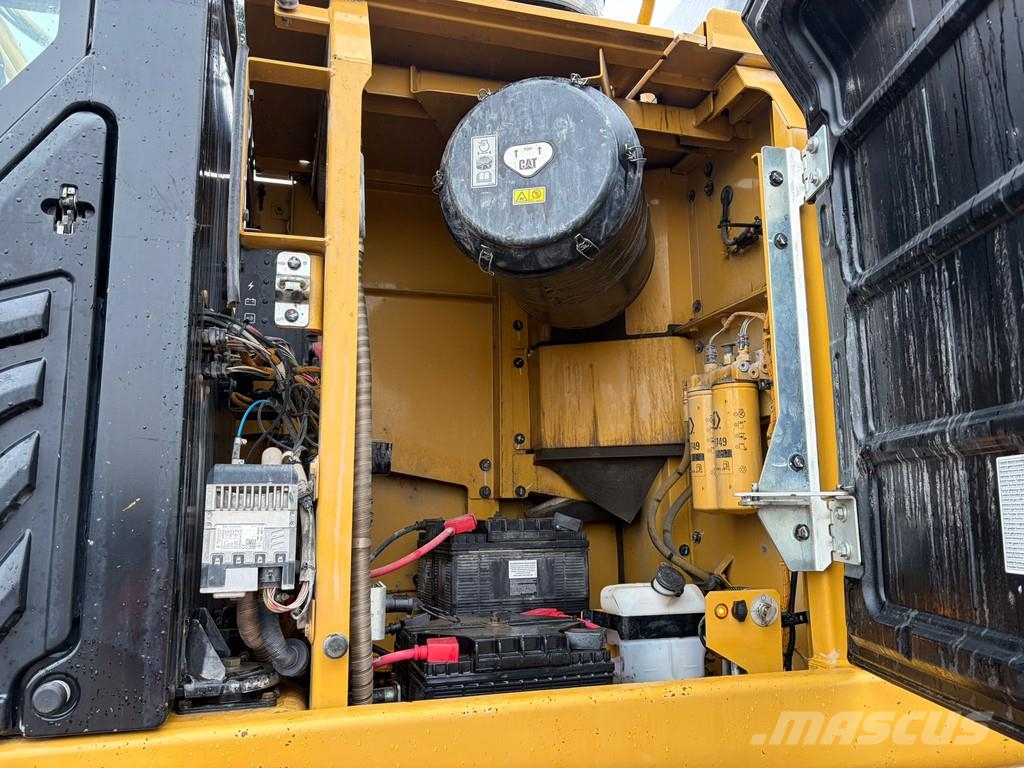 CAT 352F Excavadoras de cadenas