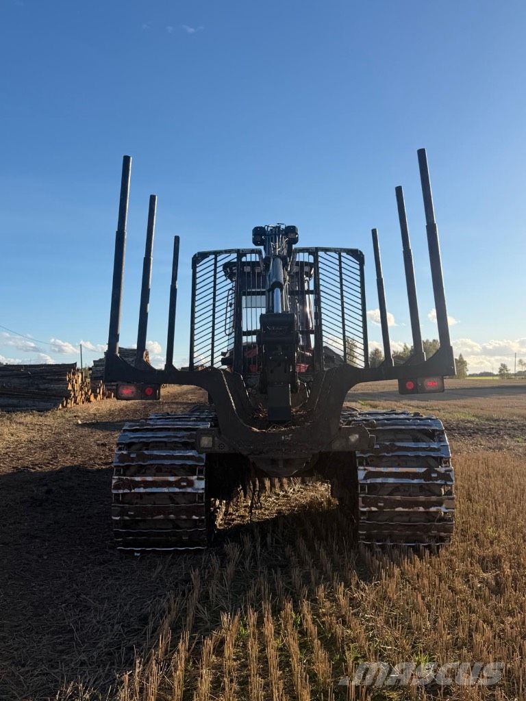 Komatsu 825 Форвардеры