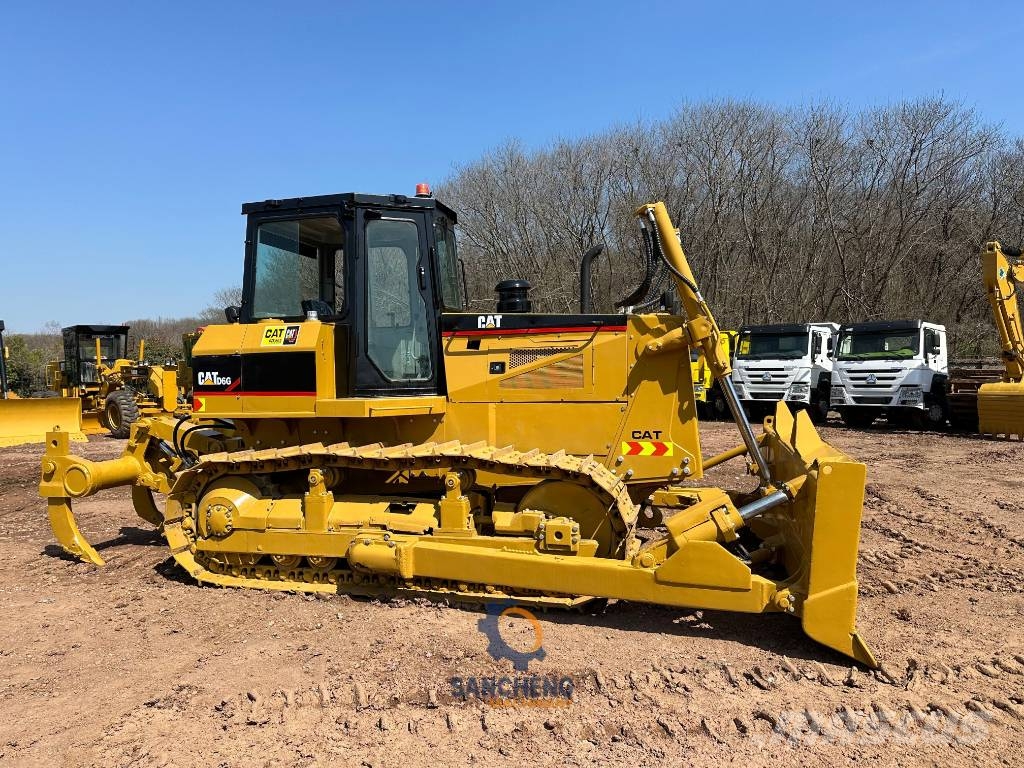 CAT D6G Kāpurķēžu buldozeri