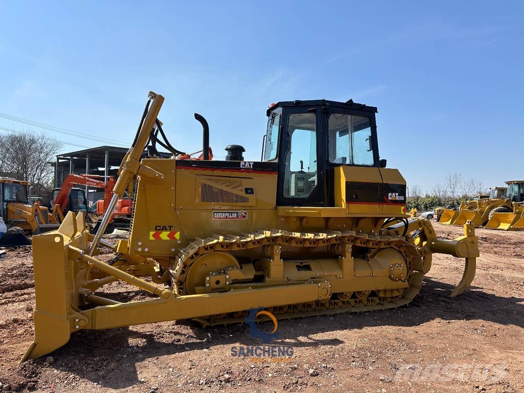 CAT D6G Kāpurķēžu buldozeri