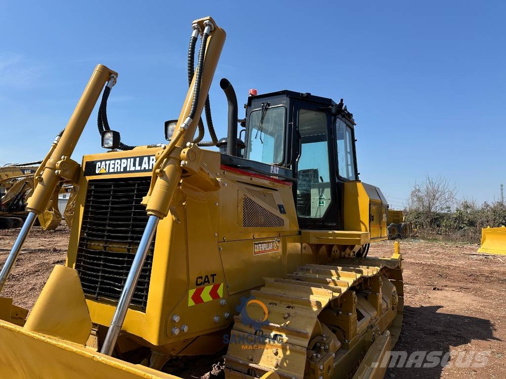 CAT D6G Kāpurķēžu buldozeri
