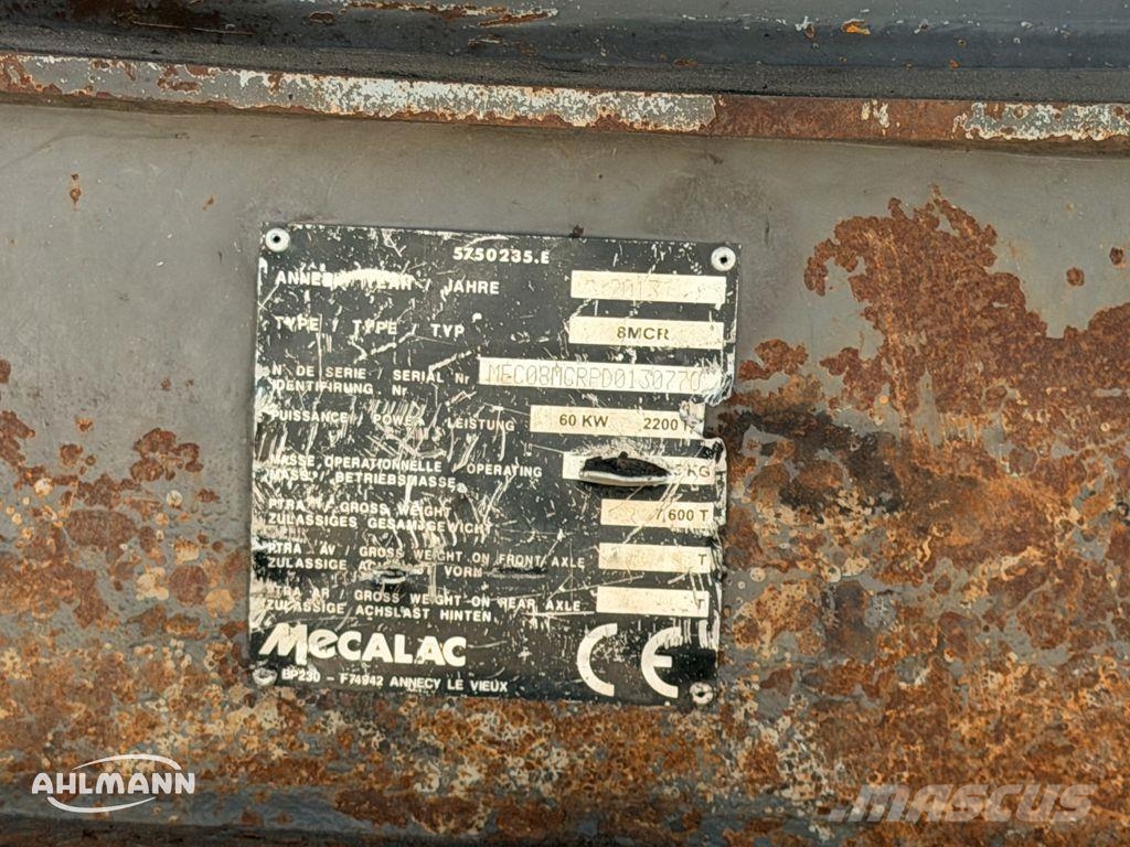 Mecalac 8 MCR 履带挖掘机