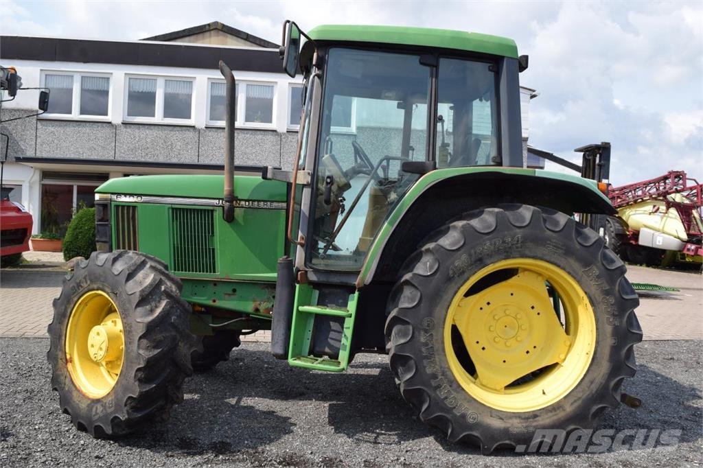 John Deere 6100 Traktoren