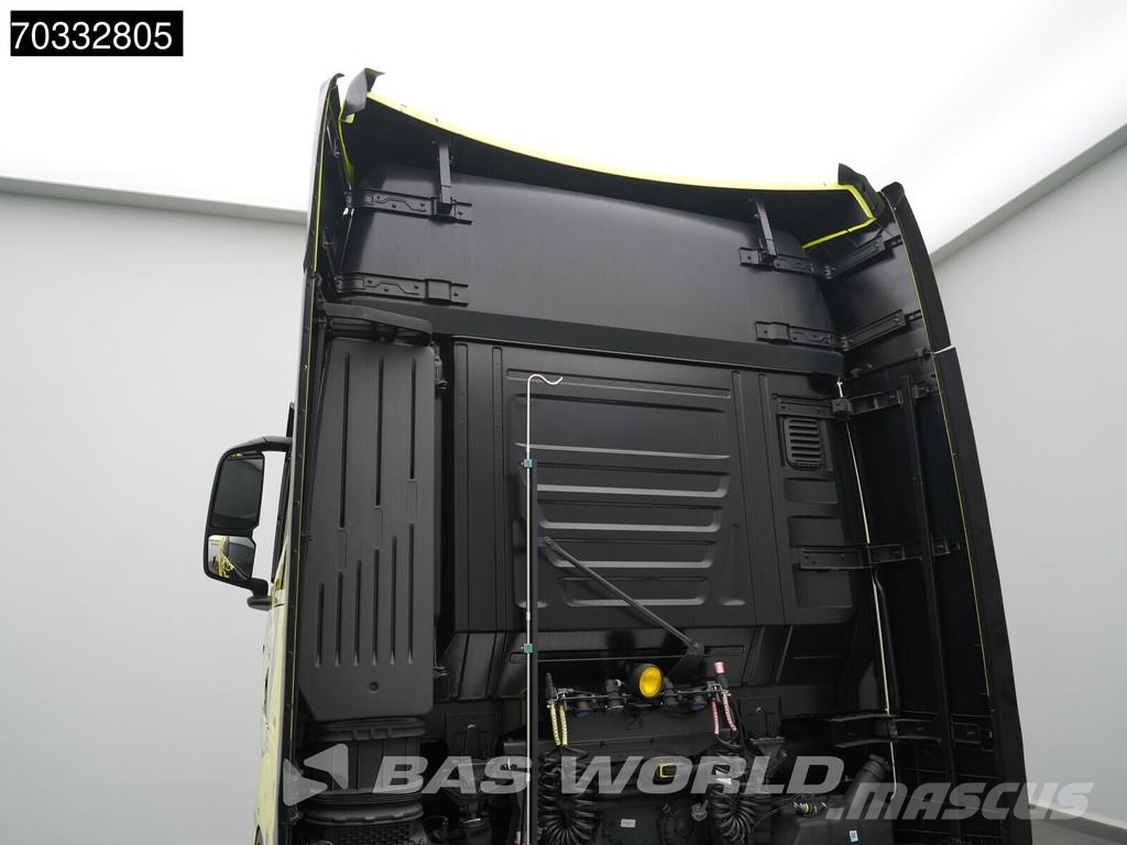 Iveco S-Way NP 460 4X2 Metallica Edition! LNG Full-Air 2 Sattelzugmaschinen