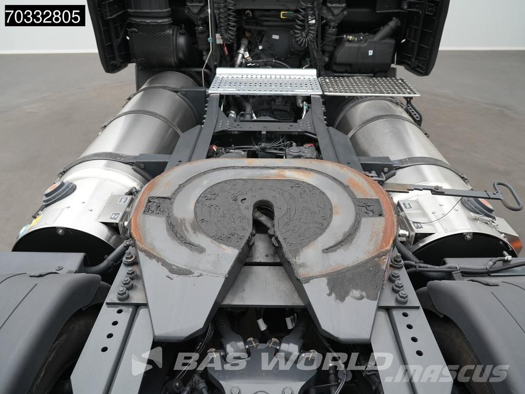 Iveco S-Way NP 460 4X2 Metallica Edition! LNG Full-Air 2 Sattelzugmaschinen