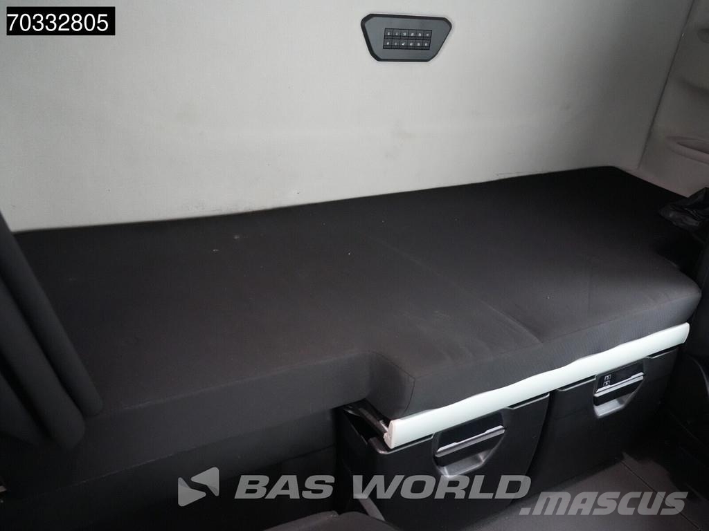 Iveco S-Way NP 460 4X2 Metallica Edition! LNG Full-Air 2 트랙터 유닛
