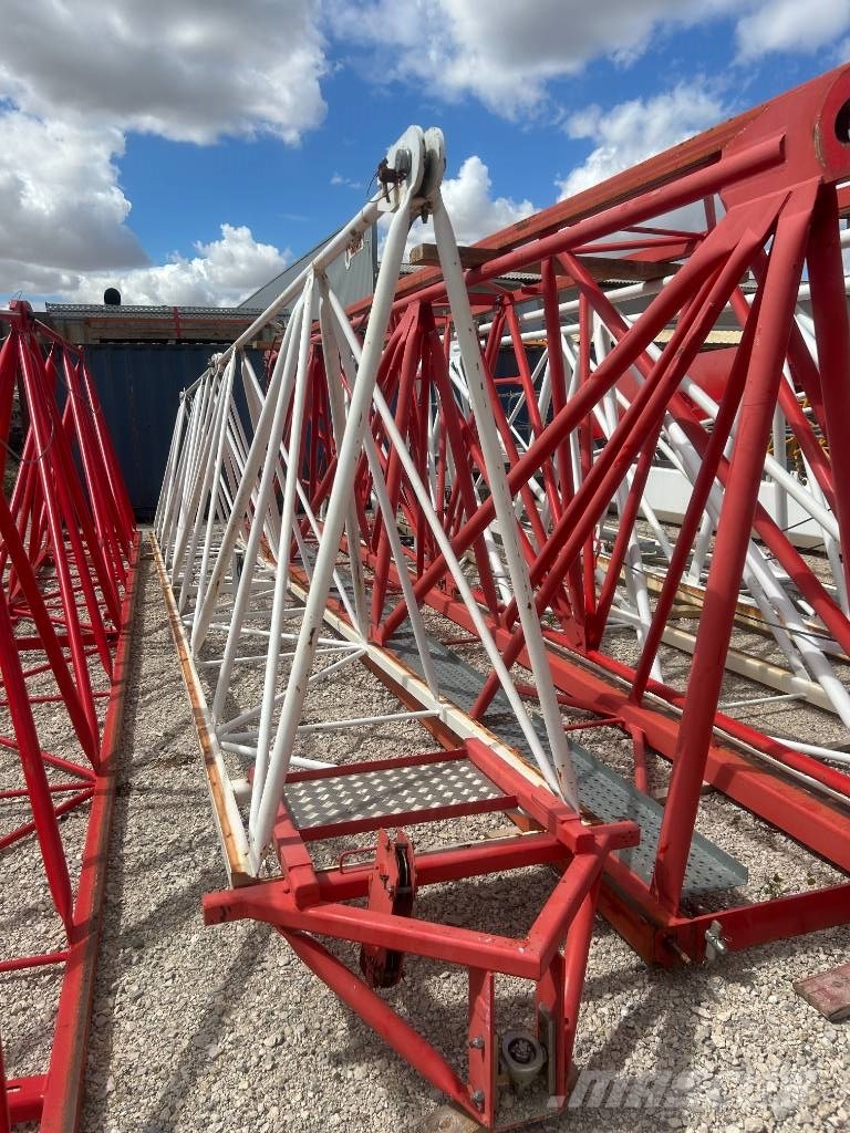 Potain MDT218A J8 Tower cranes