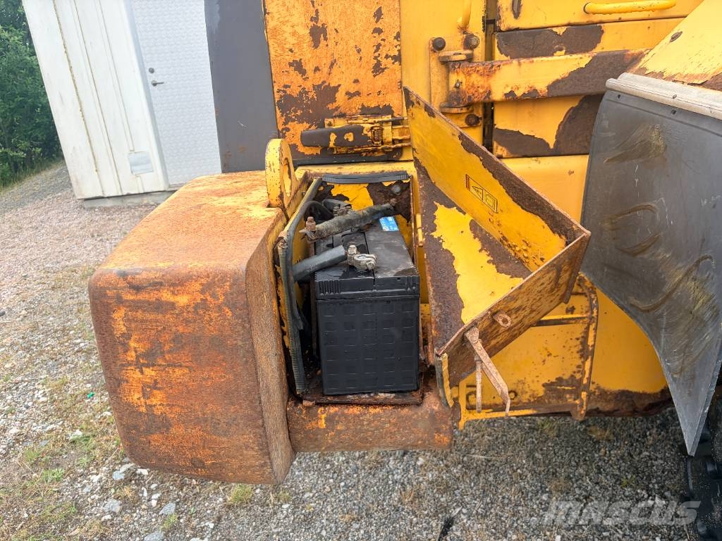 Volvo L 90 C لوادر بعجل