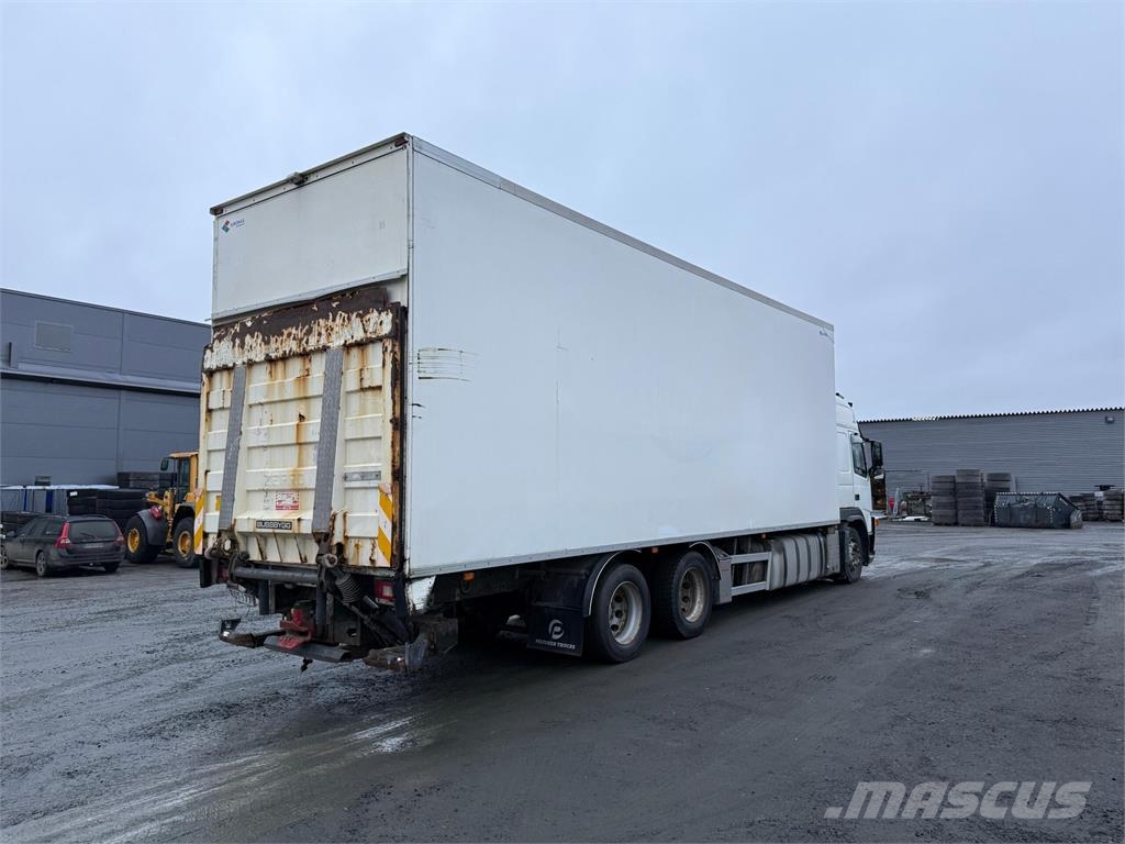 Volvo FM460 Temperature controlled trucks