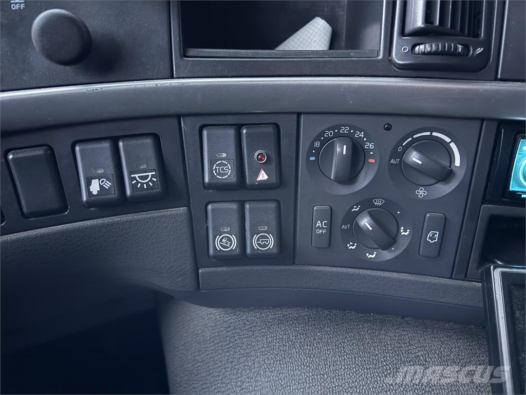 Volvo FM460 Temperature controlled trucks