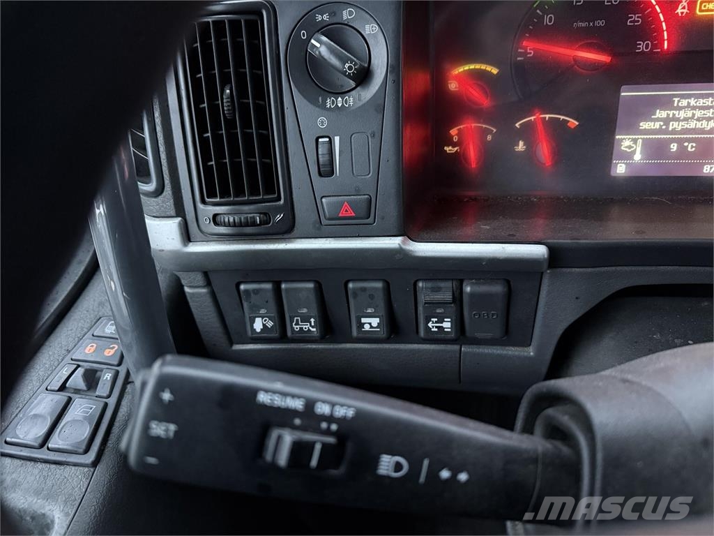 Volvo FM460 Temperature controlled trucks