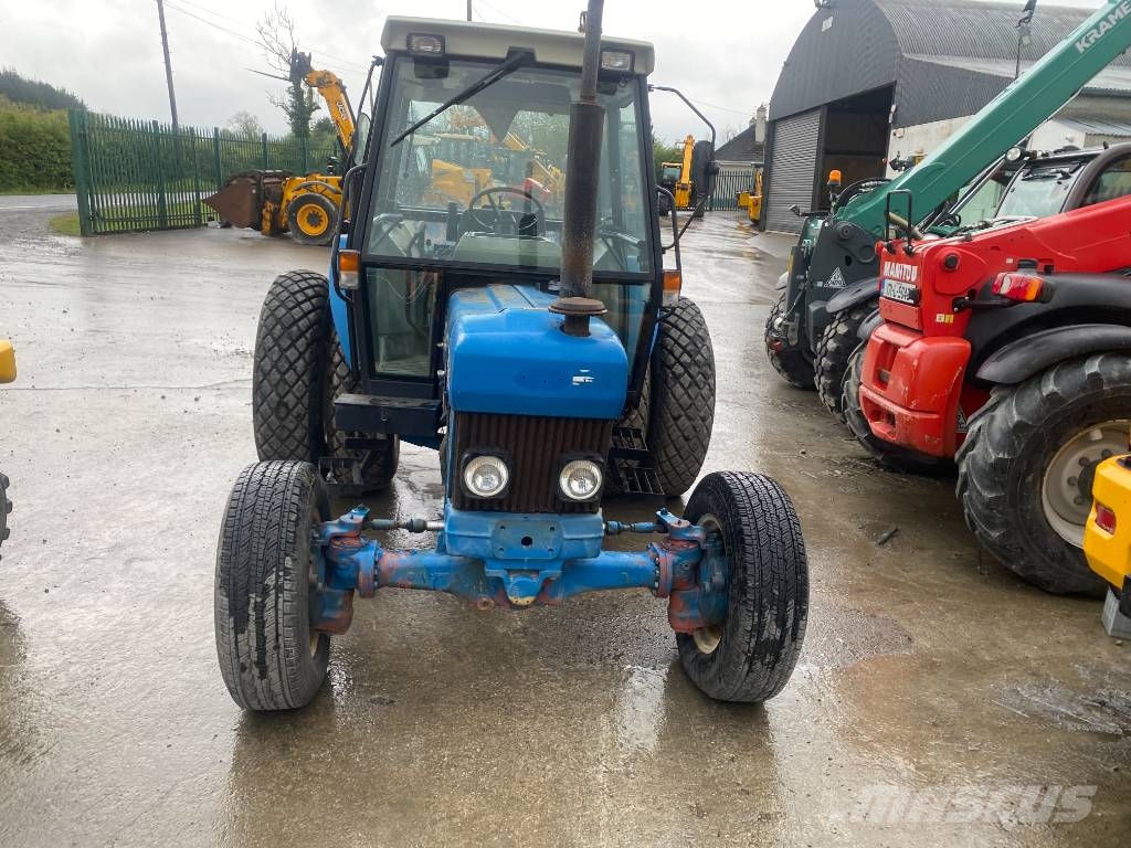 Ford 5030 جرارات مدمجة
