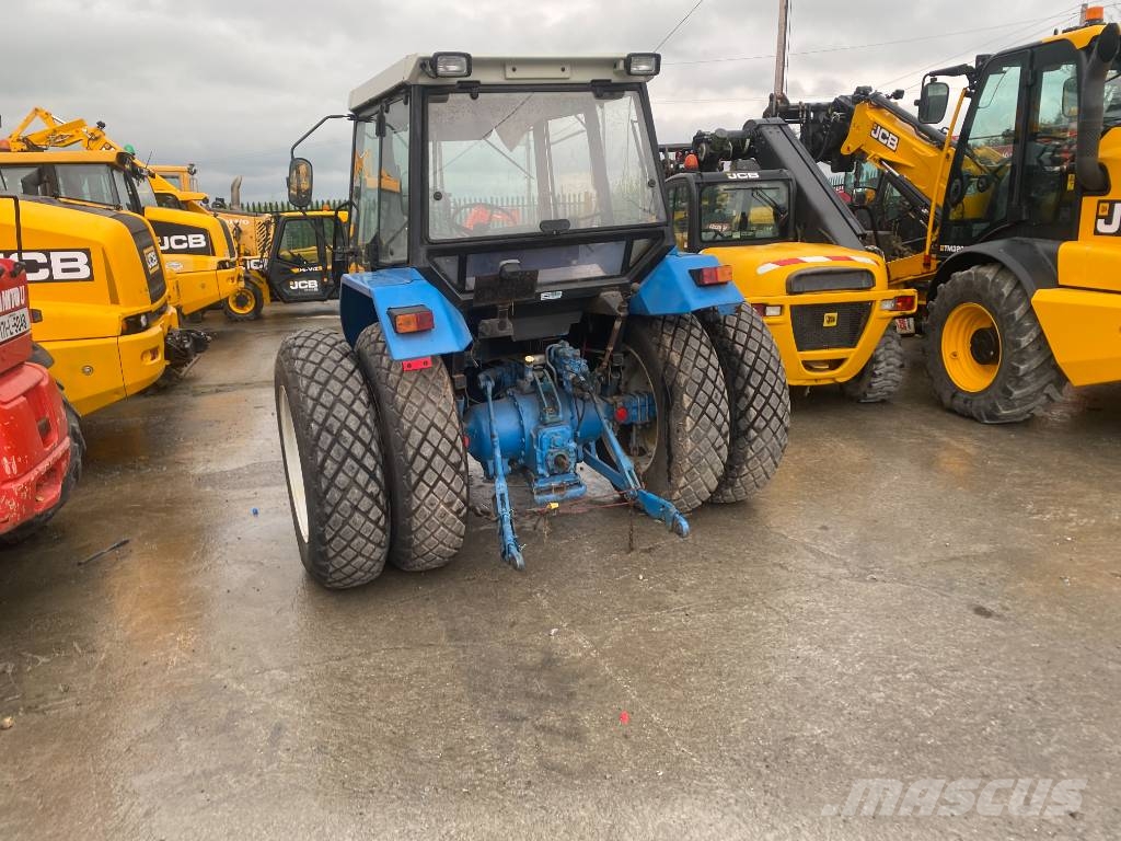 Ford 5030 جرارات مدمجة