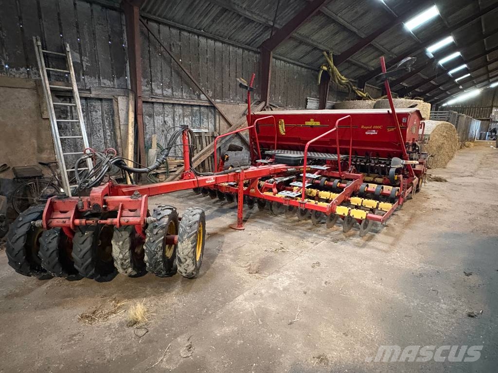 Väderstad Rapid400C Combination drills