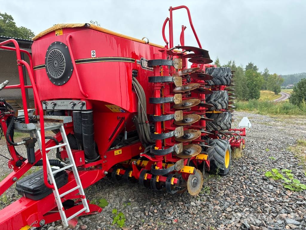 Väderstad Spirit 600C مثاقيب مدمجة