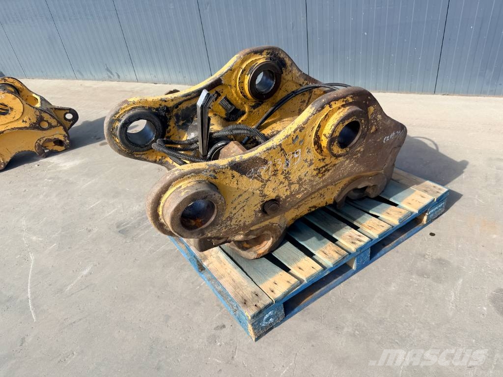 Miller Caterpillar 330 / 336 / 340 Geith موصلات سريعة