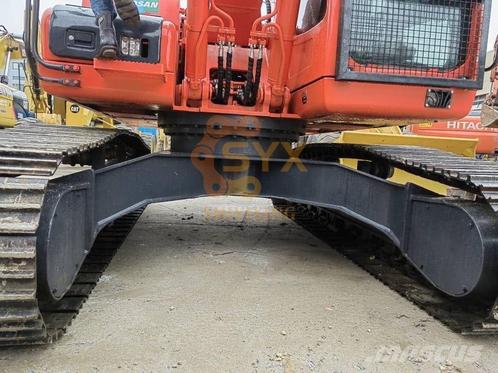 Doosan DX 225 LCA 履带挖掘机