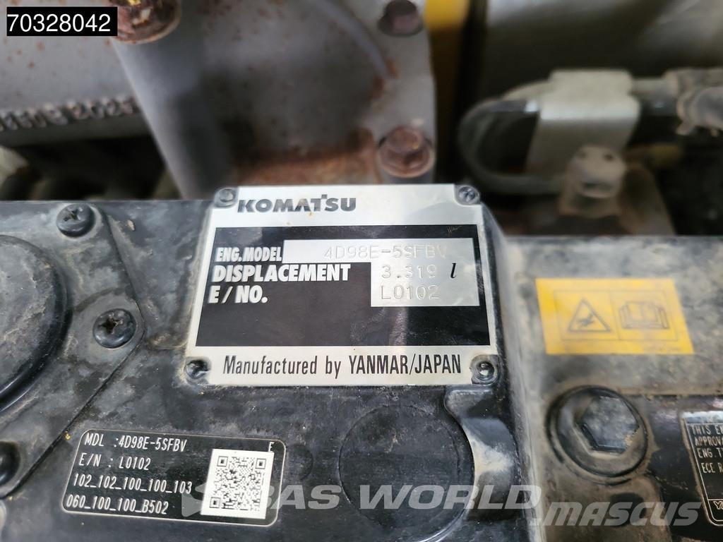Komatsu PC80 MR- 5E0 A/C Mini kotrók < 7t