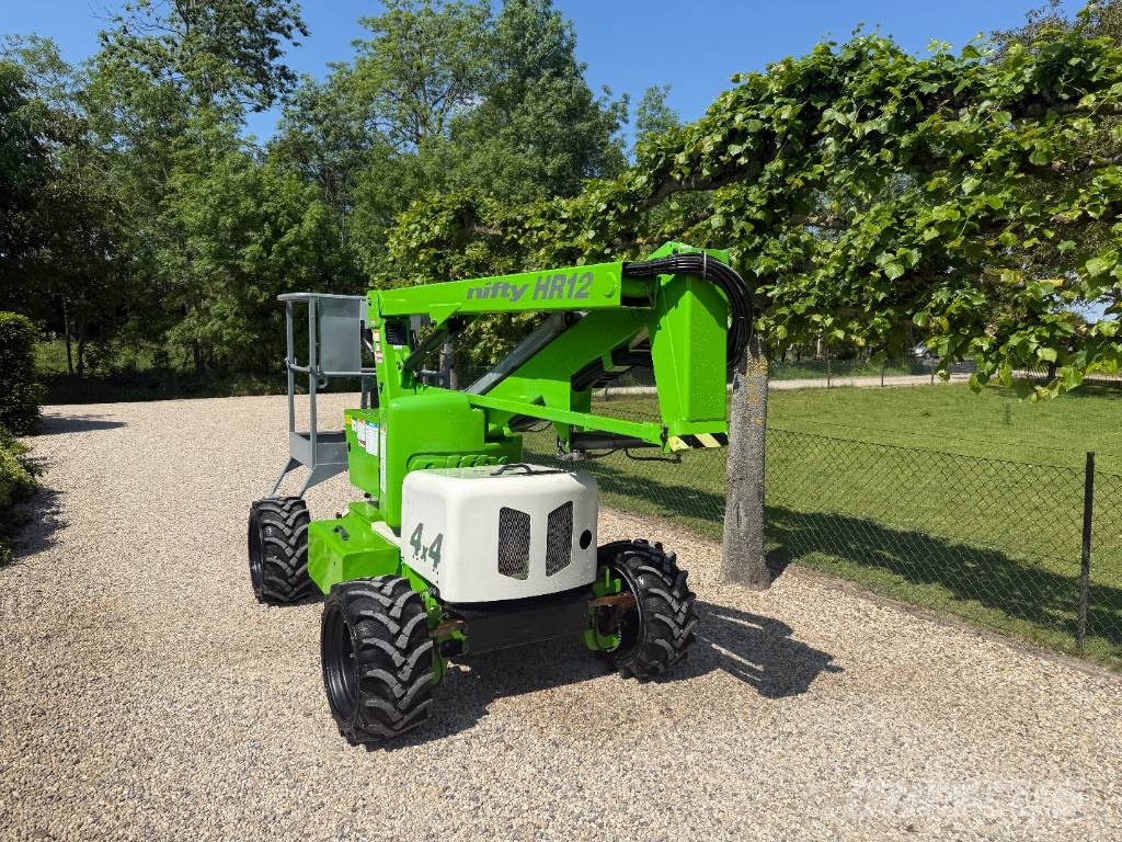 Niftylift HR12 D 4x4 Knikarmhoogwerker / Knikarm Hoogwerker Leddede bomlifter
