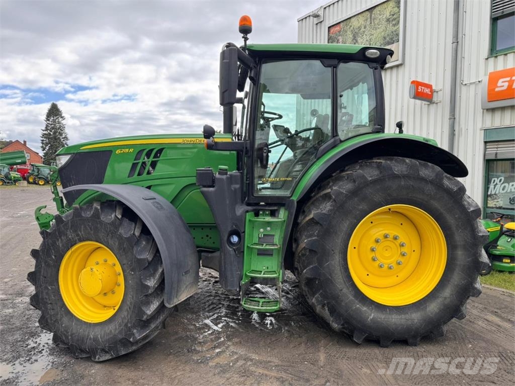 John Deere 6215R Trattori