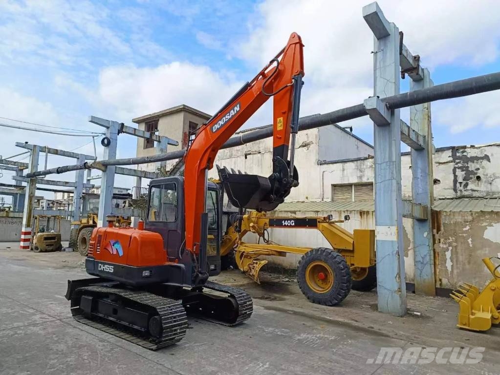 Doosan DH 55 Minigraafmachines < 7t