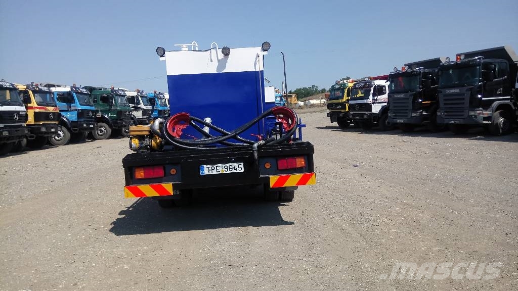 Mercedes-Benz 814 Lube Service Truck Other trucks