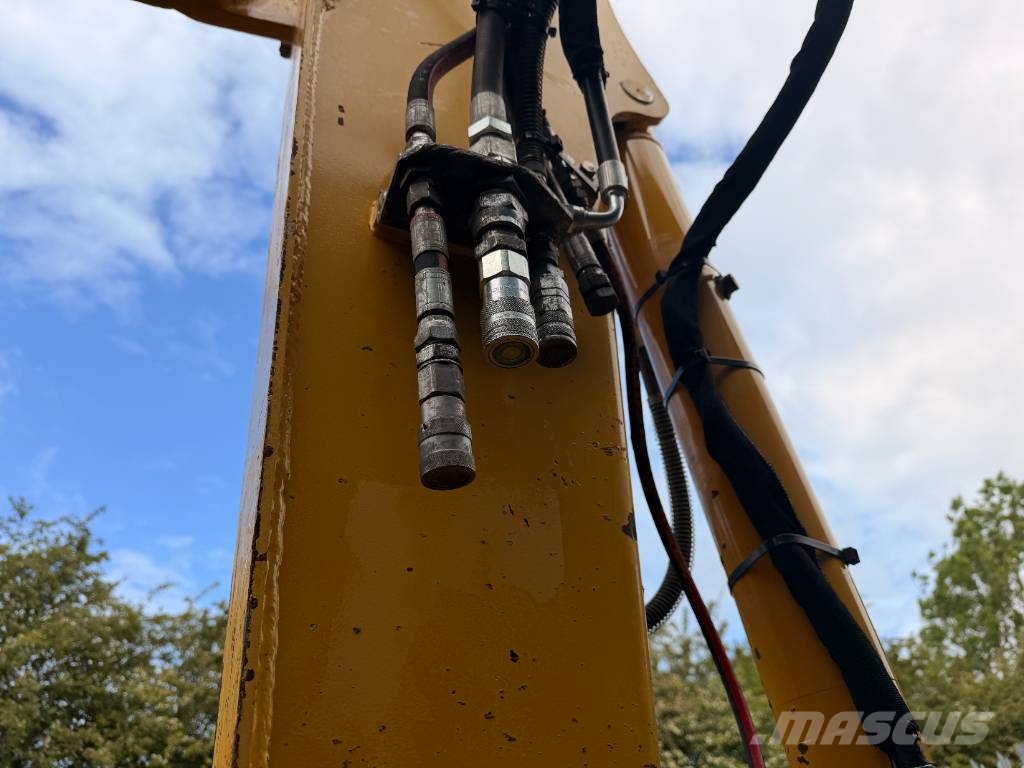 Komatsu PC 80 MR-5 8 Ton Excavator حفارات وسط 7 طن - 12 طن