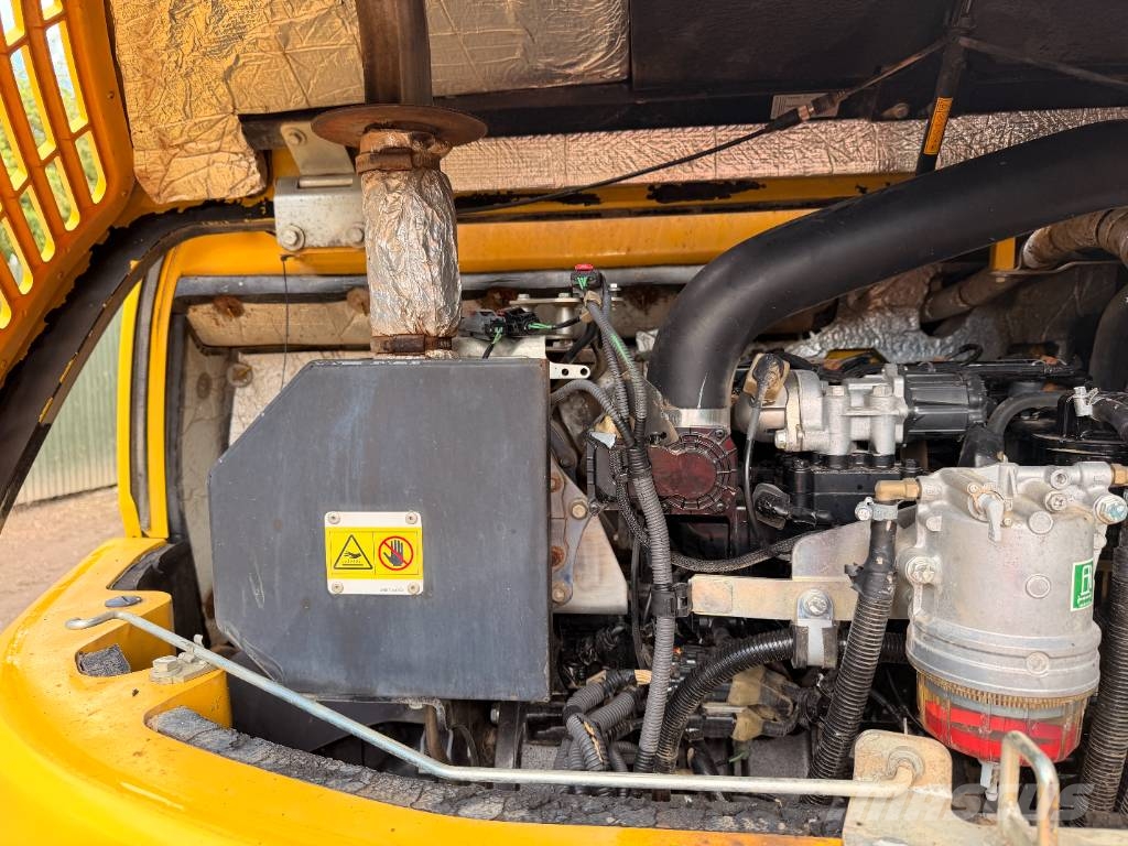 Komatsu PC 80 MR-5 8 Ton Excavator حفارات وسط 7 طن - 12 طن