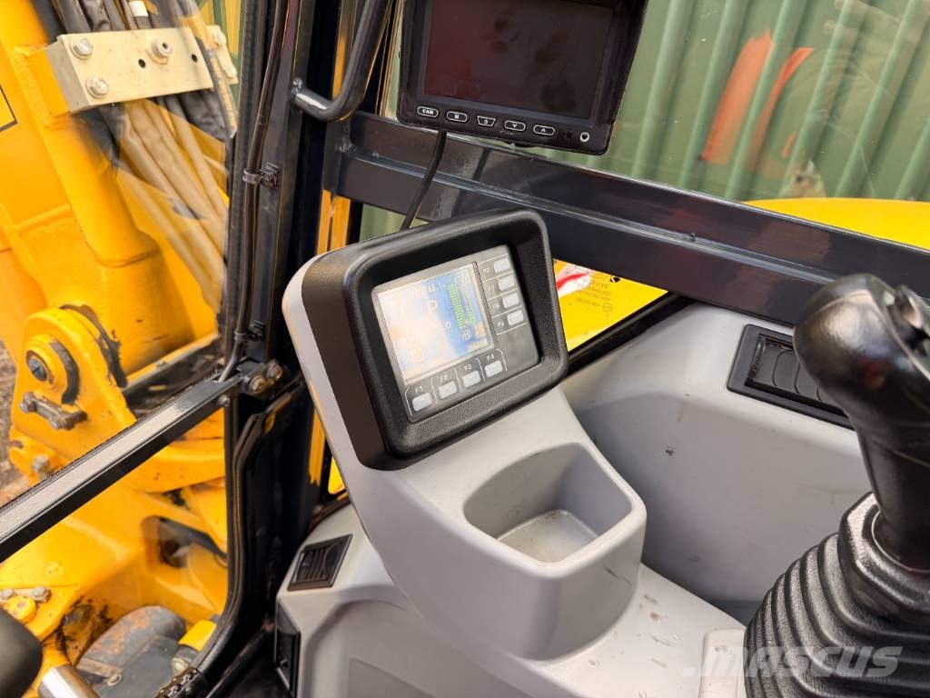 Komatsu PC 80 MR-5 8 Ton Excavator حفارات وسط 7 طن - 12 طن