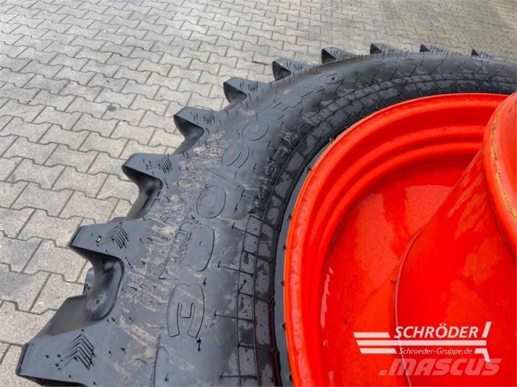 ZWILLINGSRÄDER 380/90 R46 Dubbelmontage