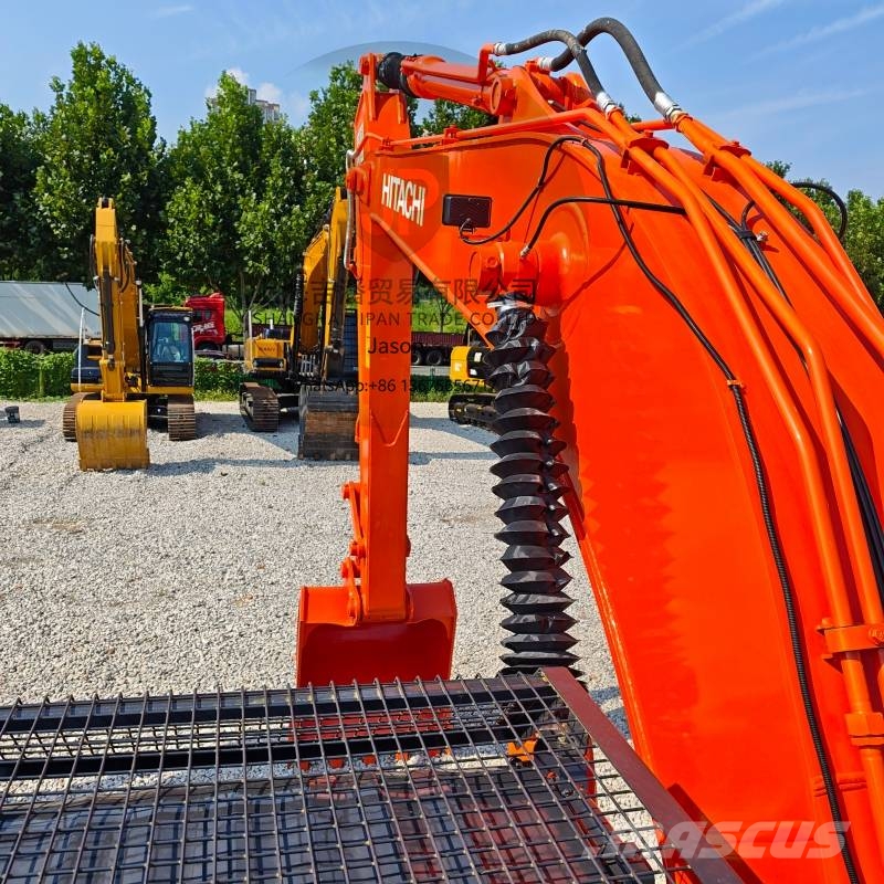 Hitachi ZX 200 Bageri guseničari