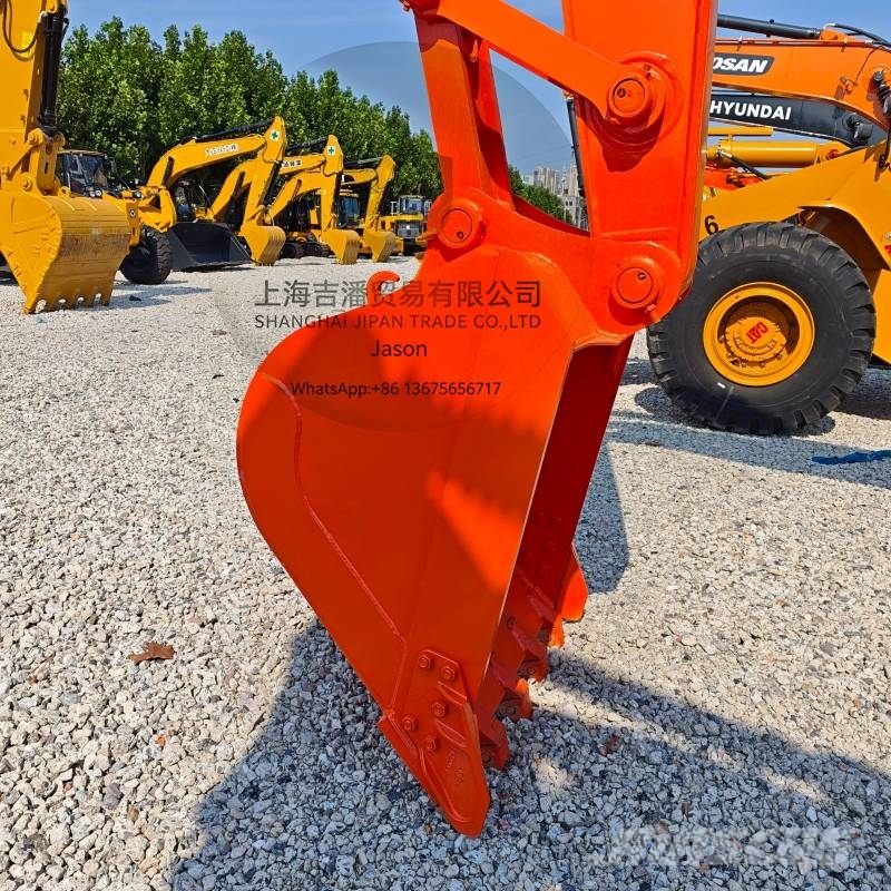 Hitachi ZX 200 Bageri guseničari