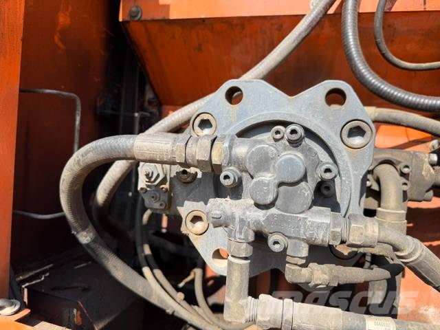 Doosan DX 225 LC Raupenbagger