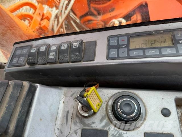 Doosan DX 225 LC Raupenbagger