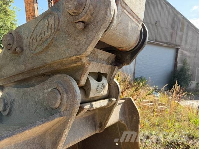 Doosan DX 225 LC Raupenbagger