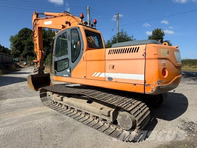 Doosan DX 225 LC Raupenbagger