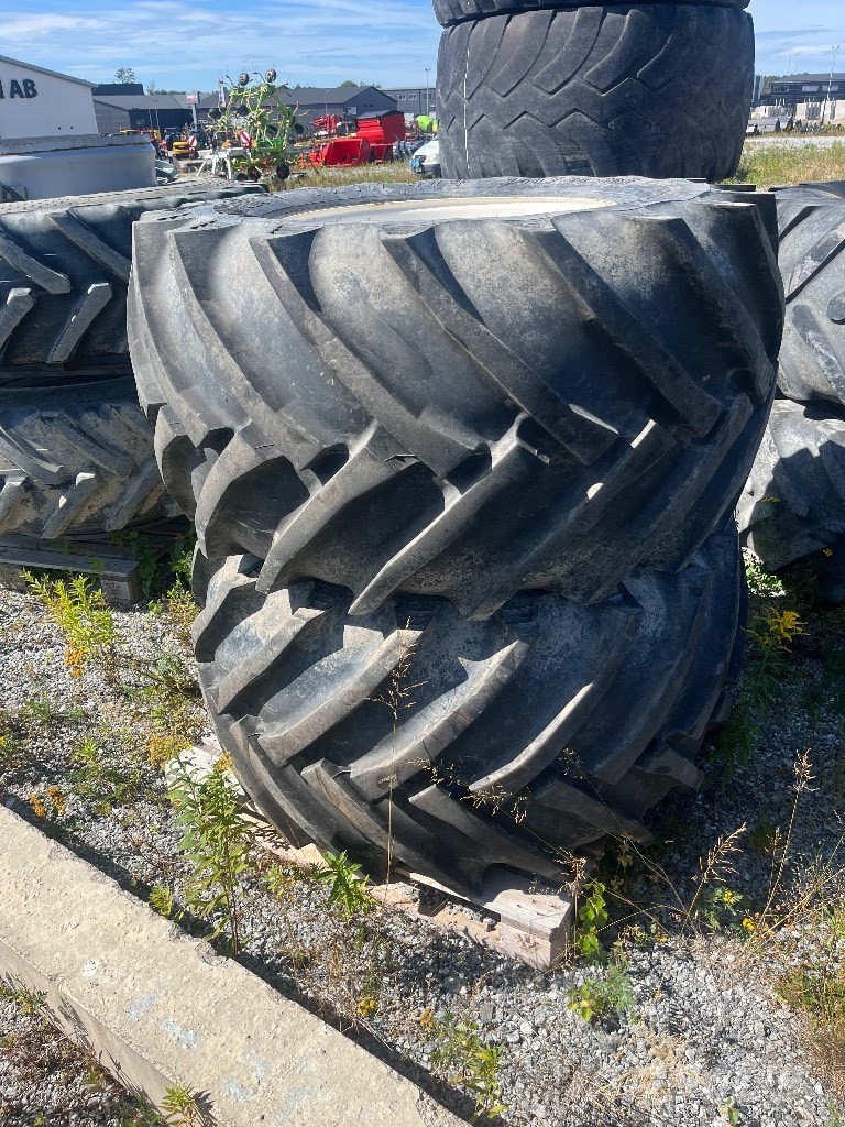 Trelleborg Twin 414 750/50-30,5 Ελαστικά και ζάντες