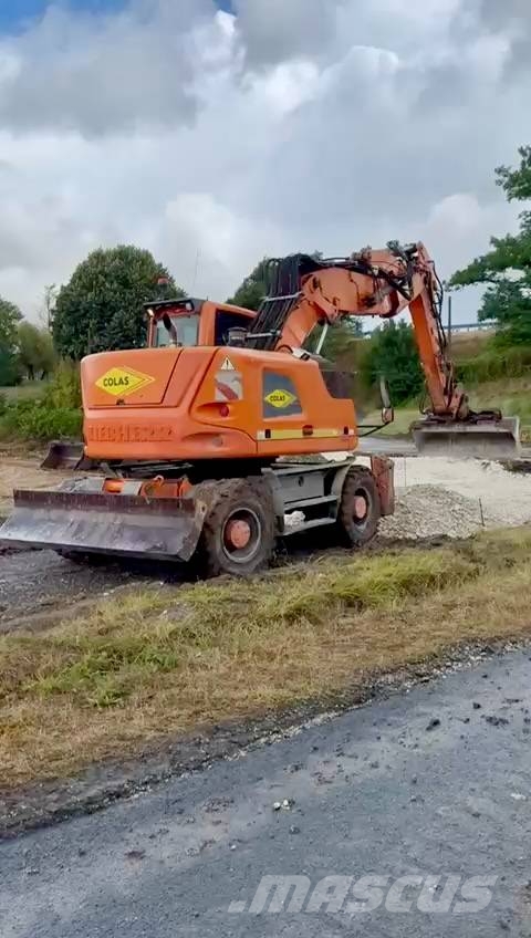 Liebherr 918 compact Lastik tekerli ekskavatörler