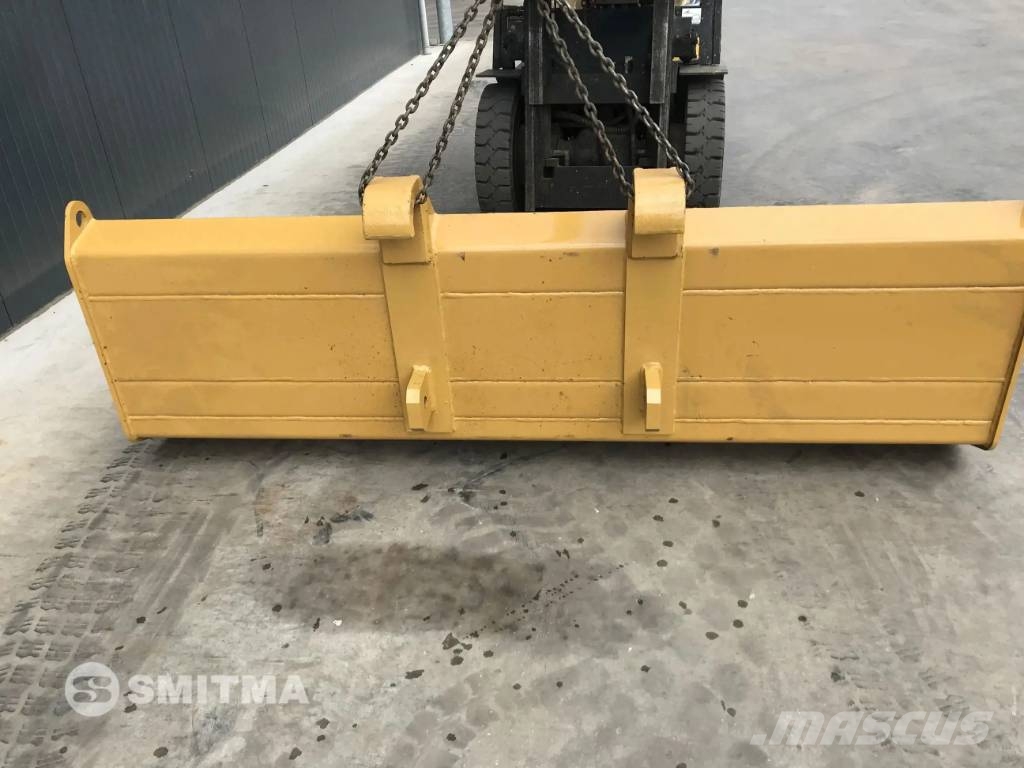 Volvo QR Бульдозерные отвалы
