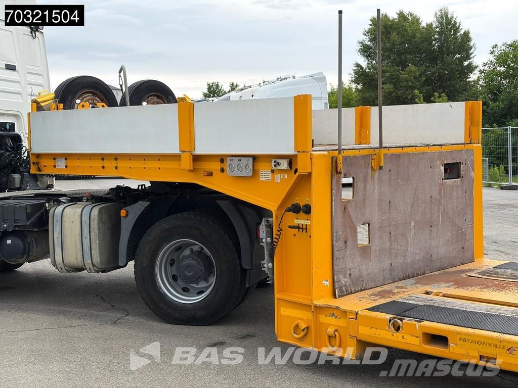 Faymonville MEGAMAX 3x Steering Extendable Tieflader-Auflieger