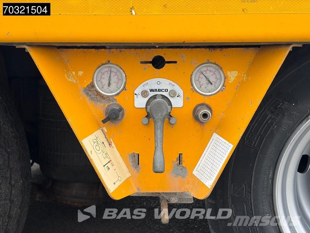 Faymonville MEGAMAX 3x Steering Extendable Tieflader-Auflieger