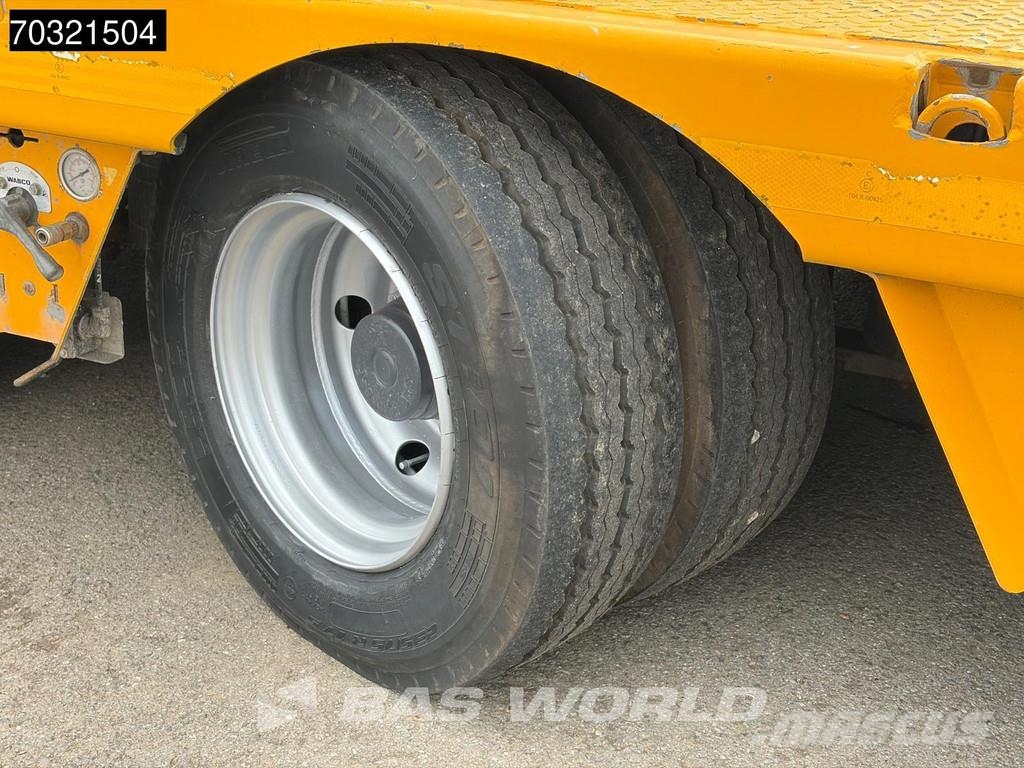 Faymonville MEGAMAX 3x Steering Extendable Tieflader-Auflieger