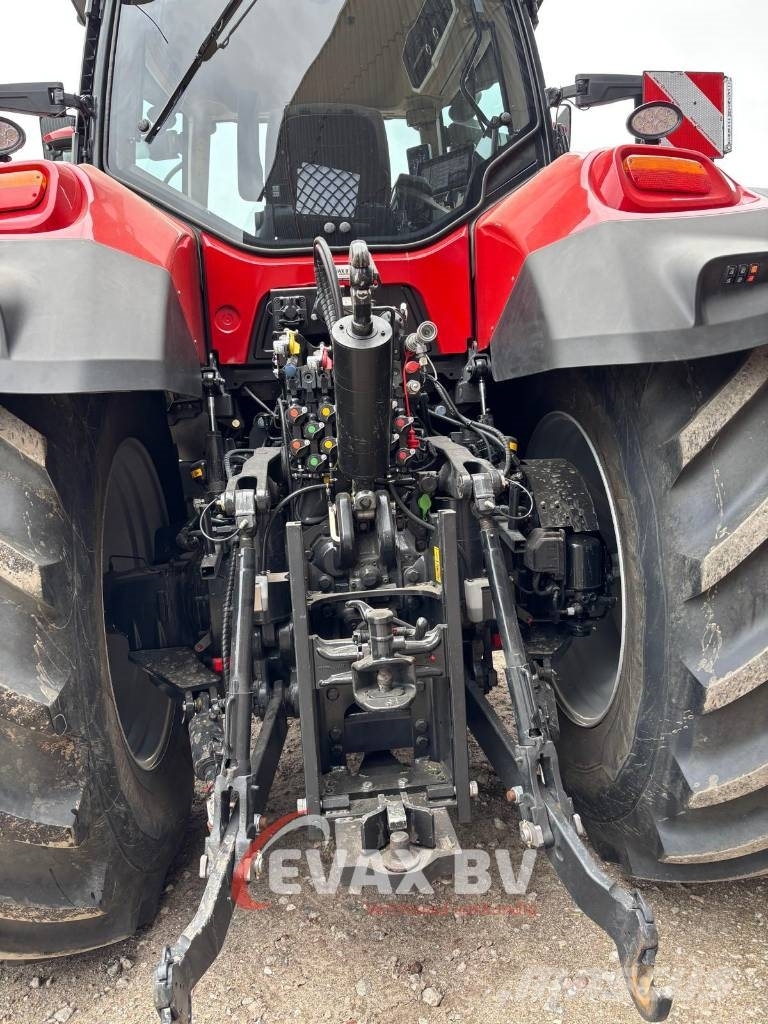 Case IH Optum 270 CVX Трактори