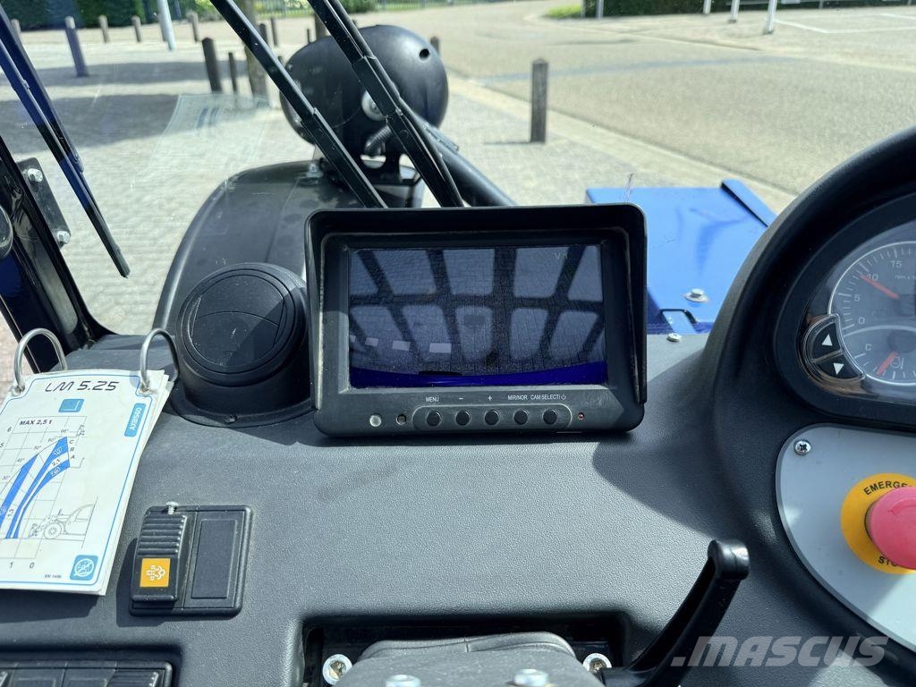 New Holland LM5.25 Verreiker مناولات متداخلة