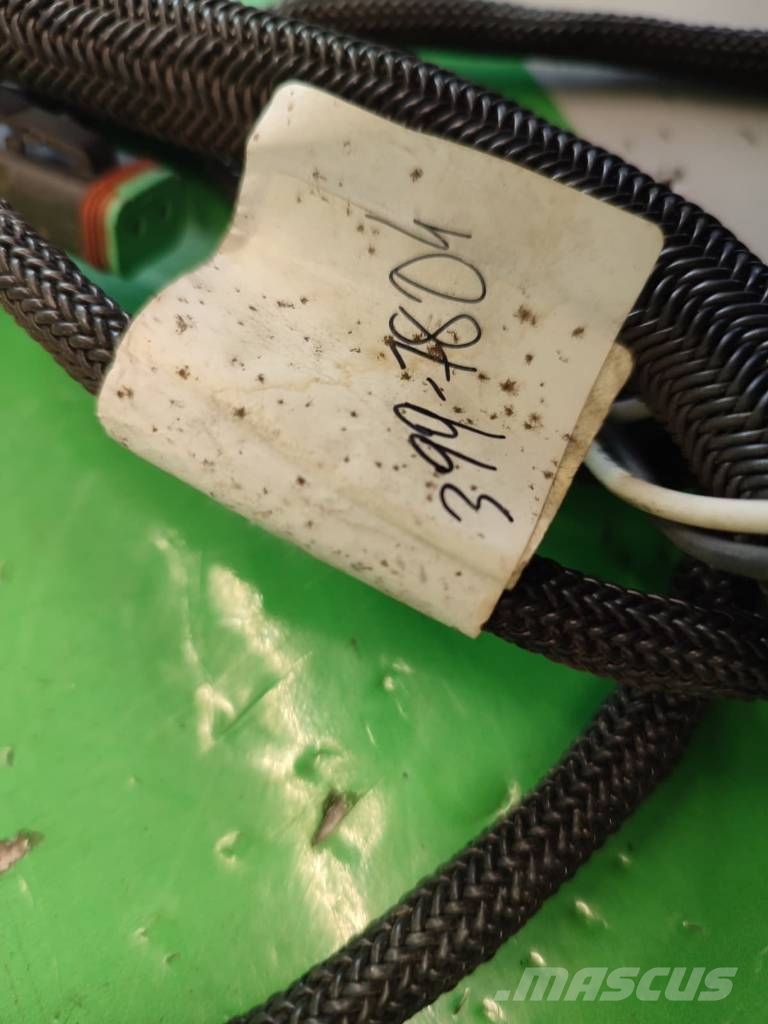 CAT 399-7804 CAT TH 336 Wtyczka Złącze Przewód Wiązka Sähkö ja elektroniikka