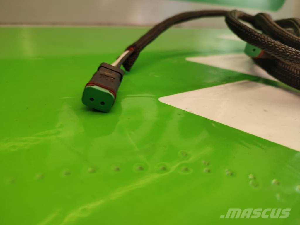 CAT 399-7804 CAT TH 336 Wtyczka Złącze Przewód Wiązka Sähkö ja elektroniikka