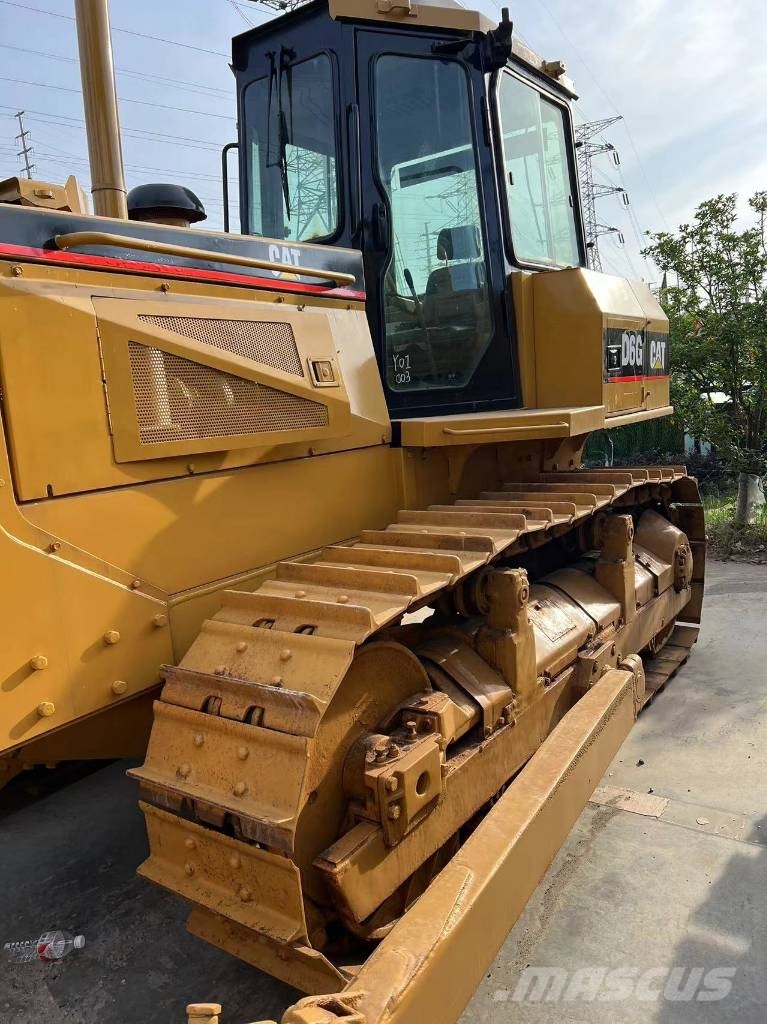 CAT D 6 G Гусеничные бульдозеры