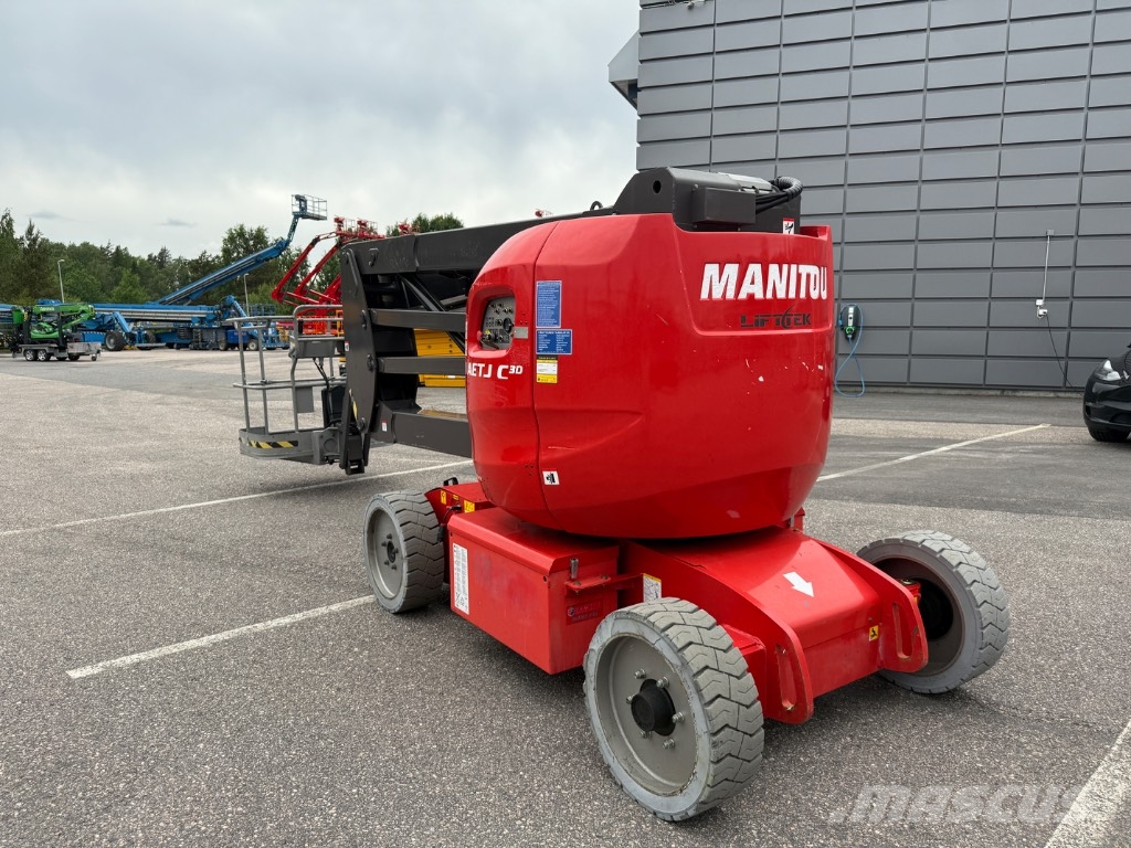 Manitou 150 AETJ Plataforma de trabajo articulada