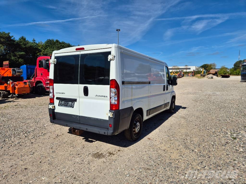 Citroën Jumper 30 2,2 HDi 130 Box Furgonetas cerradas