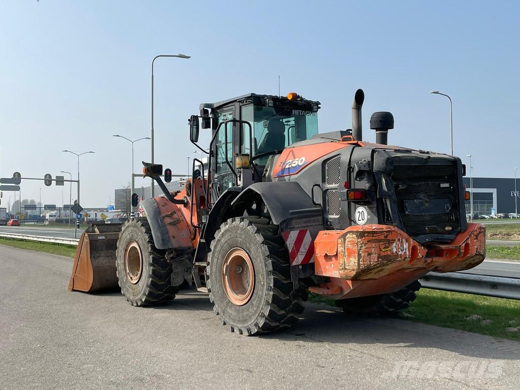 Hitachi ZW250-6 Wheel loaders